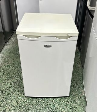 Congelador Whirlpool pequeño