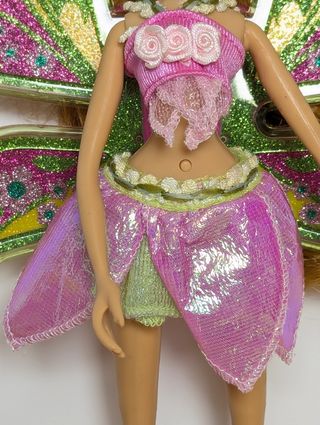 Muñeca Fairy magical wings winx