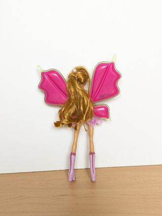 Muñeca Fairy magical wings winx