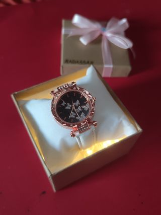Reloj pulsera mariposa dorado