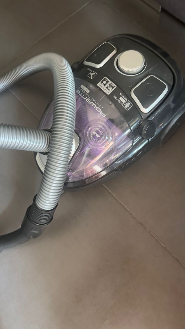 Aspiradora Rowenta Compact Ergo Cyclonic