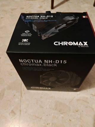 No negociable Noctua NH-D15 chromax.black + AMB12
