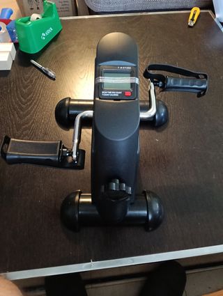 Mini Bicicleta Ejercicios Piernas
Nueva en su caja