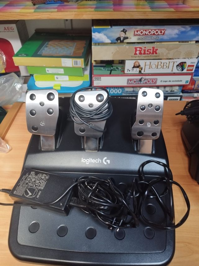 Logitech G920 Driving Force Racing Wheel