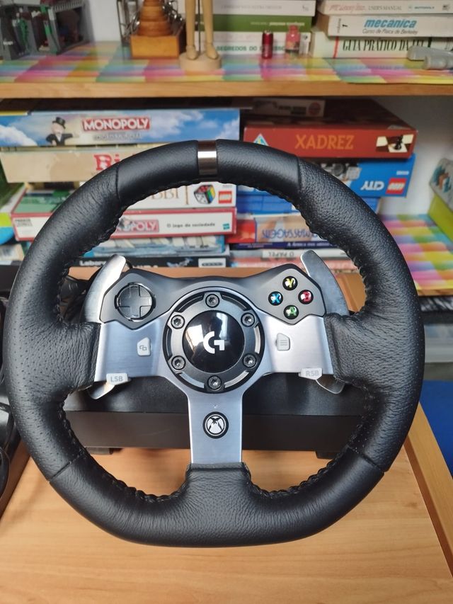 Logitech G920 Driving Force Racing Wheel