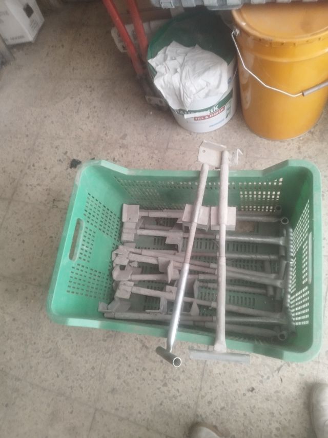 Sargentor para obra vista (12 uds)