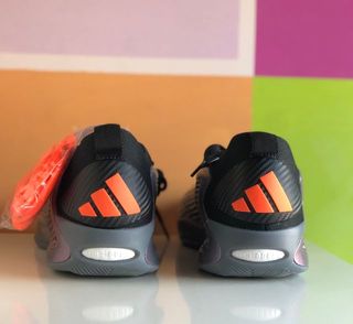 Zapatillas Adidas - Negras y Moradas