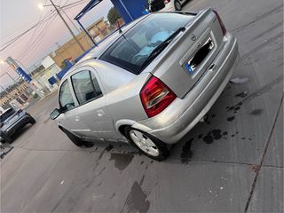 Opel Astra 2003