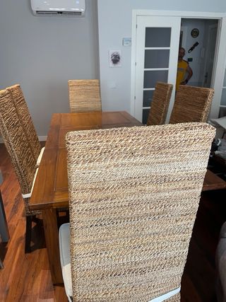 Mesa Comedor teka + 6 sillas banano y madera