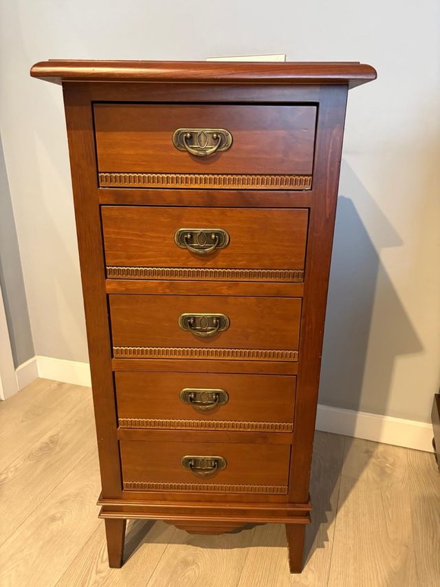 Mueble de madera 5 cajones