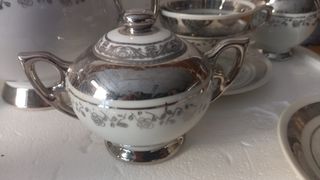 Servizio da tè argento-bianco