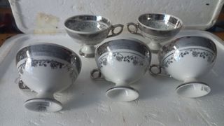 Servizio da tè argento-bianco