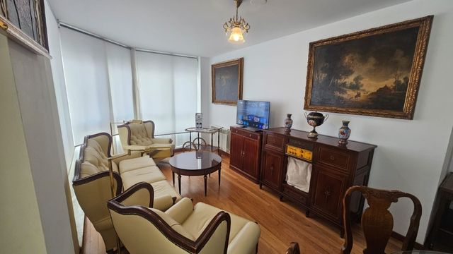 Muebles de salón,comedor,dormitorios,relojes