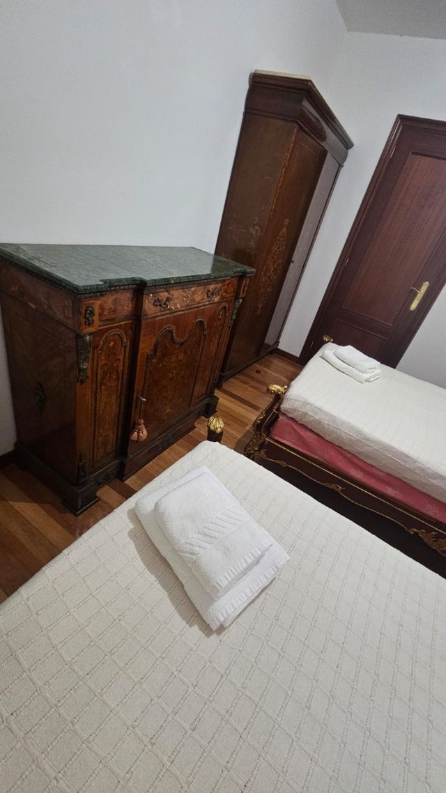 Muebles de salón,comedor,dormitorios,relojes