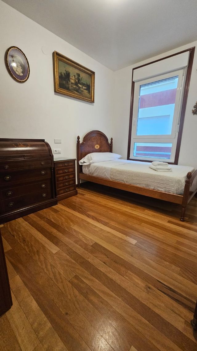 Muebles de salón,comedor,dormitorios,relojes