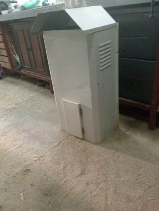 Caja metálica termo - protección