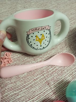 Pack Suavinex bebé: biberón, taza y juguetes