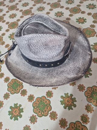 Sombrero Peter Grimm Gris y Blanco