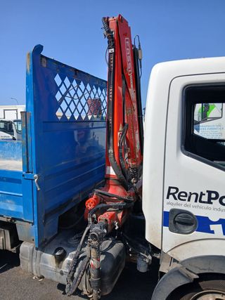 Renault Maxity 2019 con grua Fassi M30