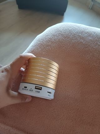 Altavoz Bluetooth portátil