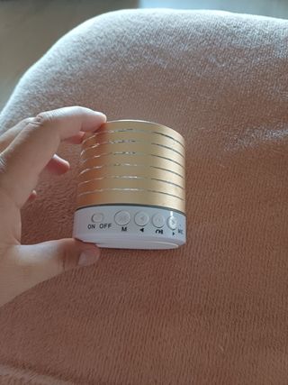 Altavoz Bluetooth portátil