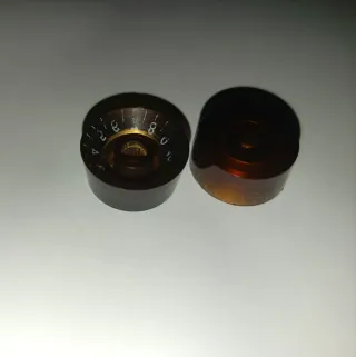 4 Botones Knobs marrones para  guitarra