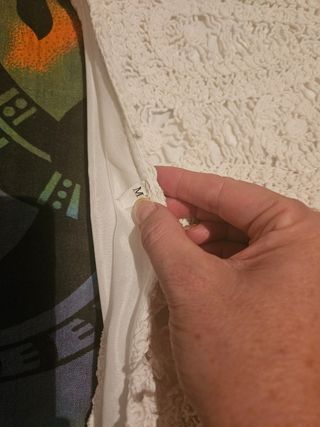 Falda y top ganchillo asimétricos