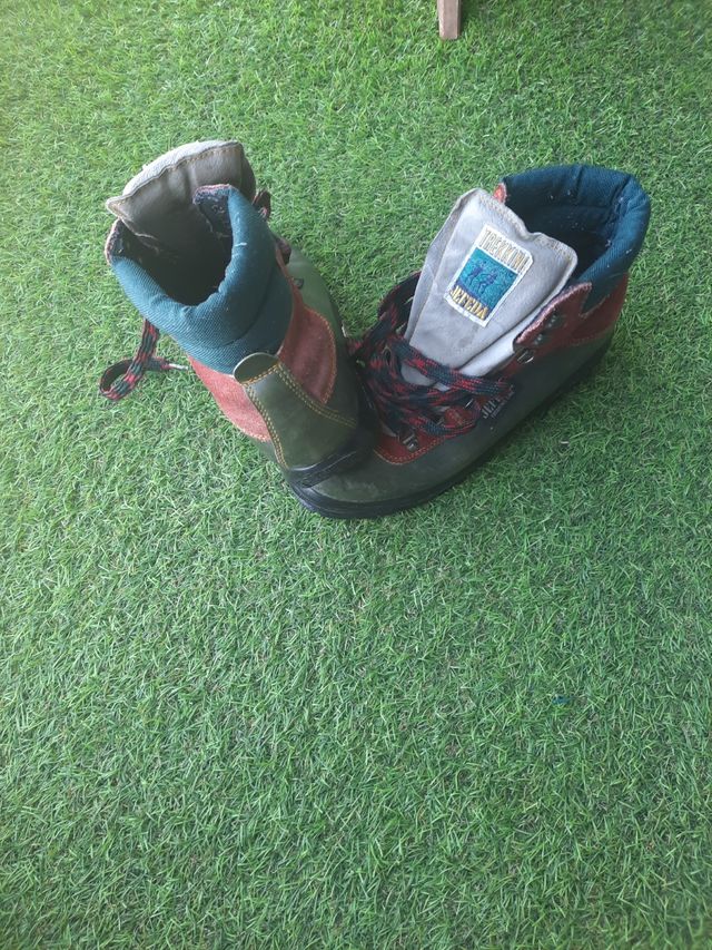 Botas trekking JEDA número 39