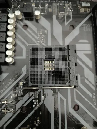 Placa base Gigabyte B450M DS3H AM4