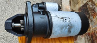 Motor Arranque Bosch para motor de seis cilindros 