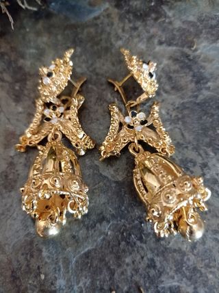 Pendientes filigrana dorados