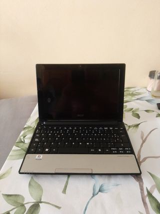Portátil Acer Aspire One blanco
