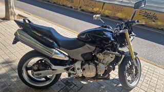 URGE VENDER.Moto Honda Hornet 600cc - 