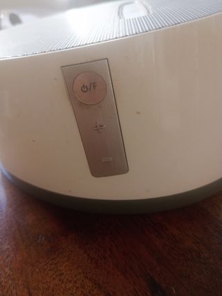 Altavoz LG , Cargador móvil