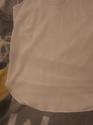 Blusa Massimo Dutti blanca sin mangas