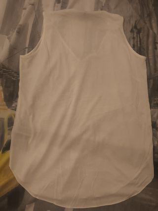 Blusa Massimo Dutti blanca sin mangas
