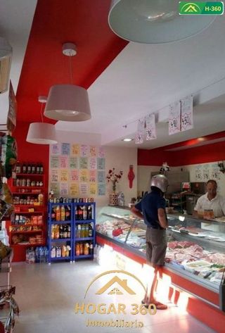 Local comercial en venta en Reyes en Parla
