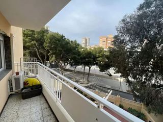 Piso en venta en Cabo de las Huertas en Alicante