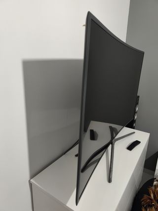 Televisión Samsung curva 