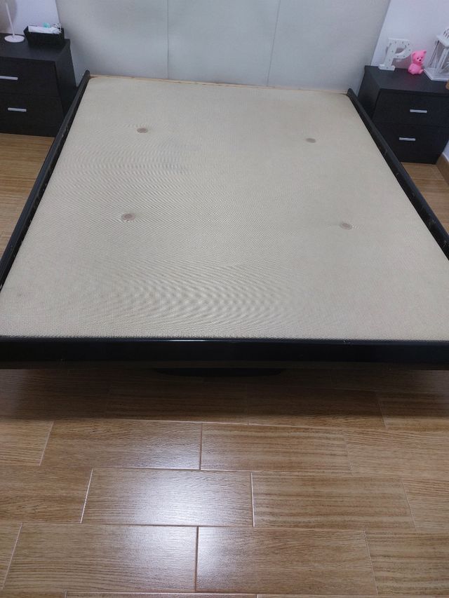 Cama 1.50 x 1.90 - Somier y colchón de latex.
