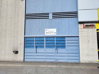 Local comercial en alquiler en Centre - Eixample – Can Llobet – Can Serra en Barbera del Vallès