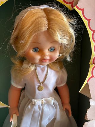 Muñeca comunión años 70