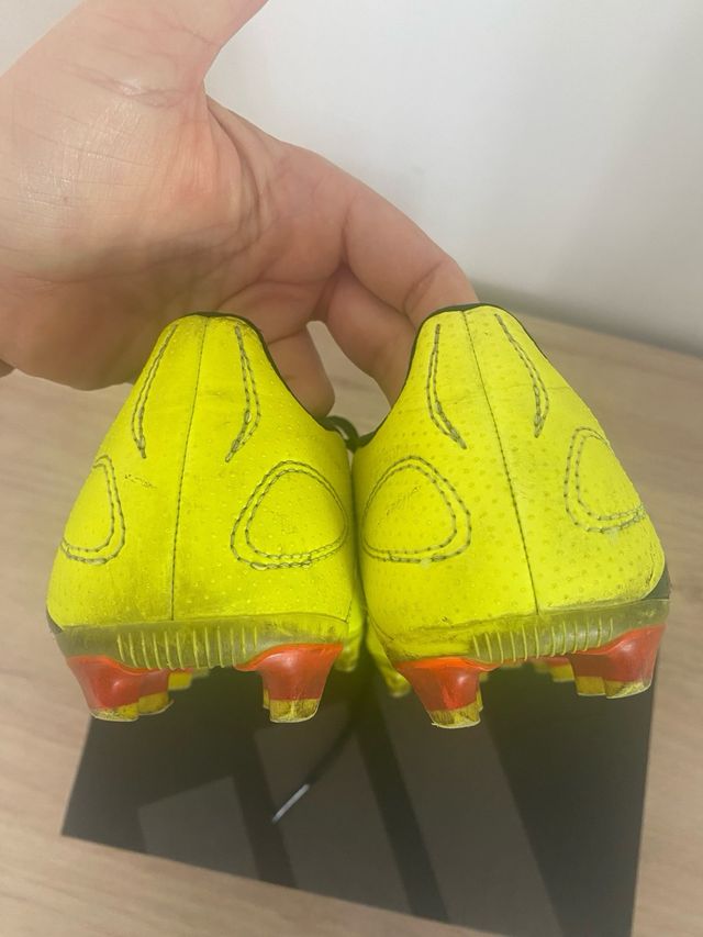 Botas fútbol niño Adidas - Talla 31