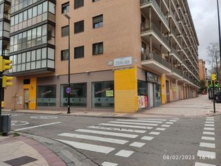 Local comercial en alquiler en Parque Goya en Zaragoza