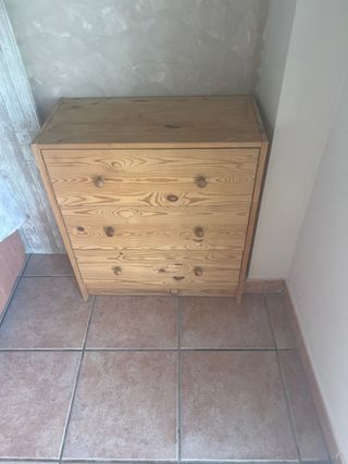 Mesita 3 cajones madera