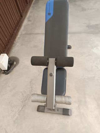 Banco Abdominales Plegable con juego de pesas