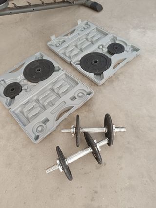 Banco Abdominales Plegable con juego de pesas