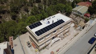 Electricidad y Fotovoltaica