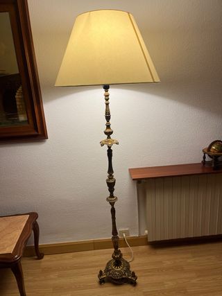 Lampara pie bronce antigua