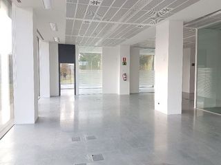 Oficina en alquiler en Pedró en Cornellà de Llobregat